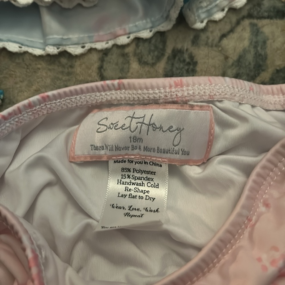 SweetHoney Floral Ruffled Halter Two Piece Bikini - Picture 4 of 4